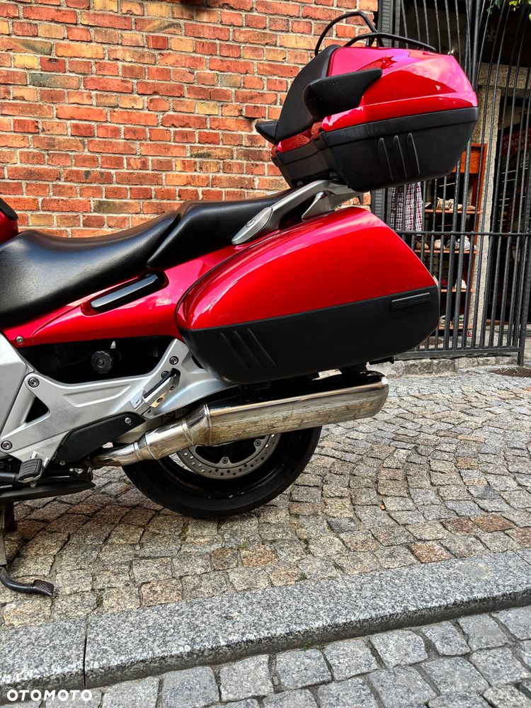 Honda ST - 10