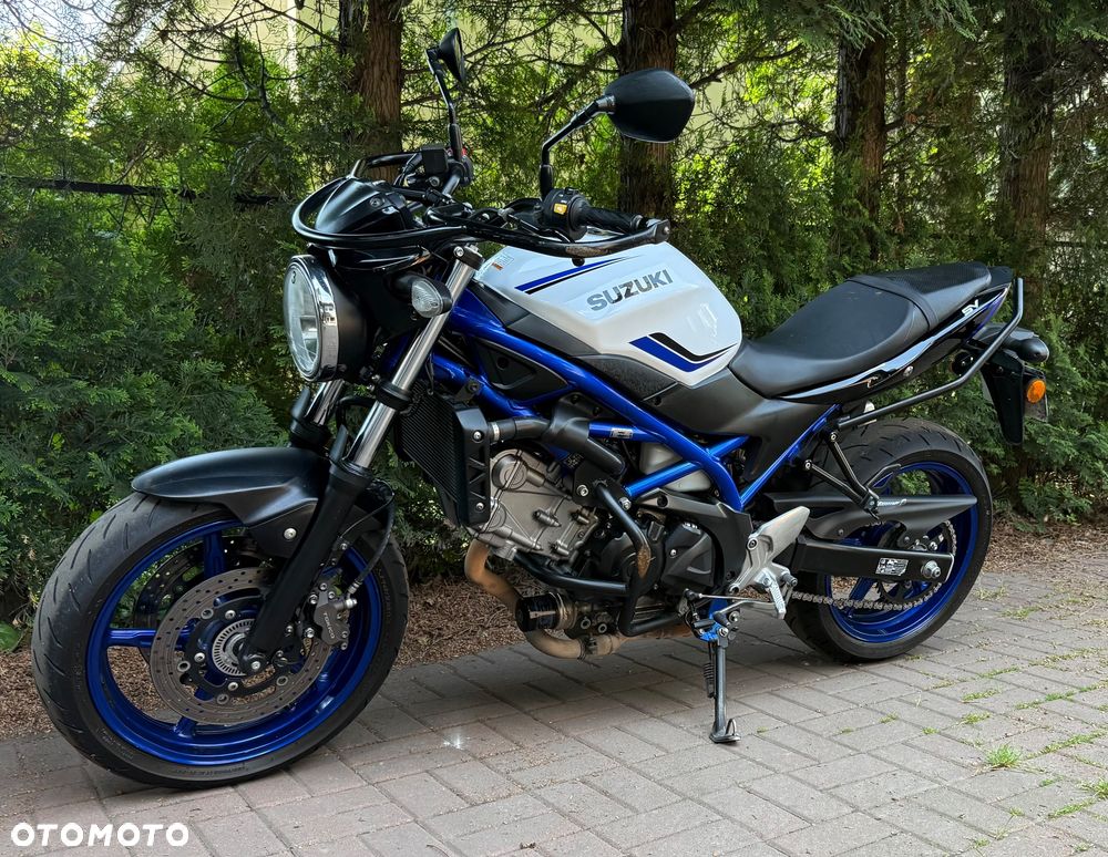 Suzuki SV - 9