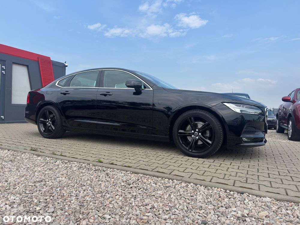 Volvo S90 D4 Geartronic Momentum Pro - 17