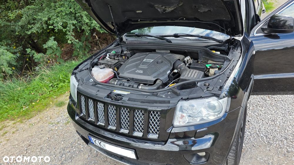 Jeep Grand Cherokee - 19