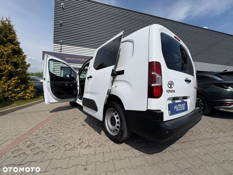 Toyota Proace City - 10
