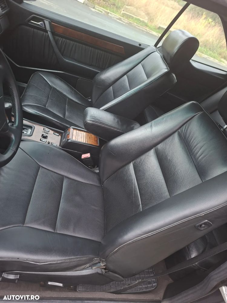 Mercedes-Benz W124 - 12