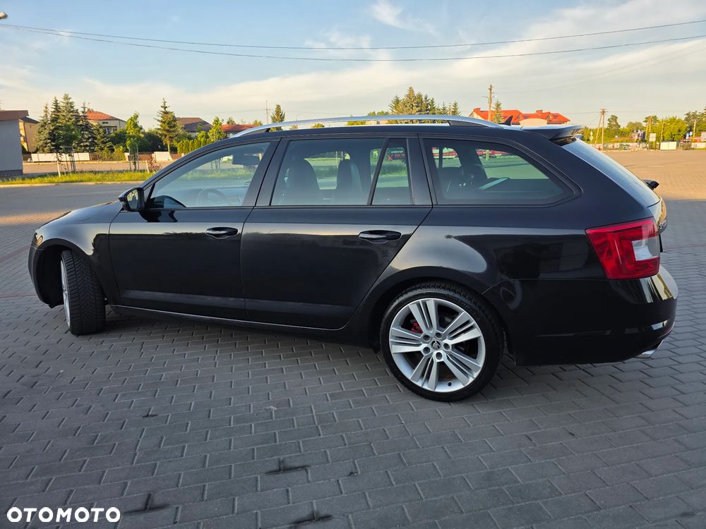 Skoda Octavia 2.0 TDI RS DSG - 20