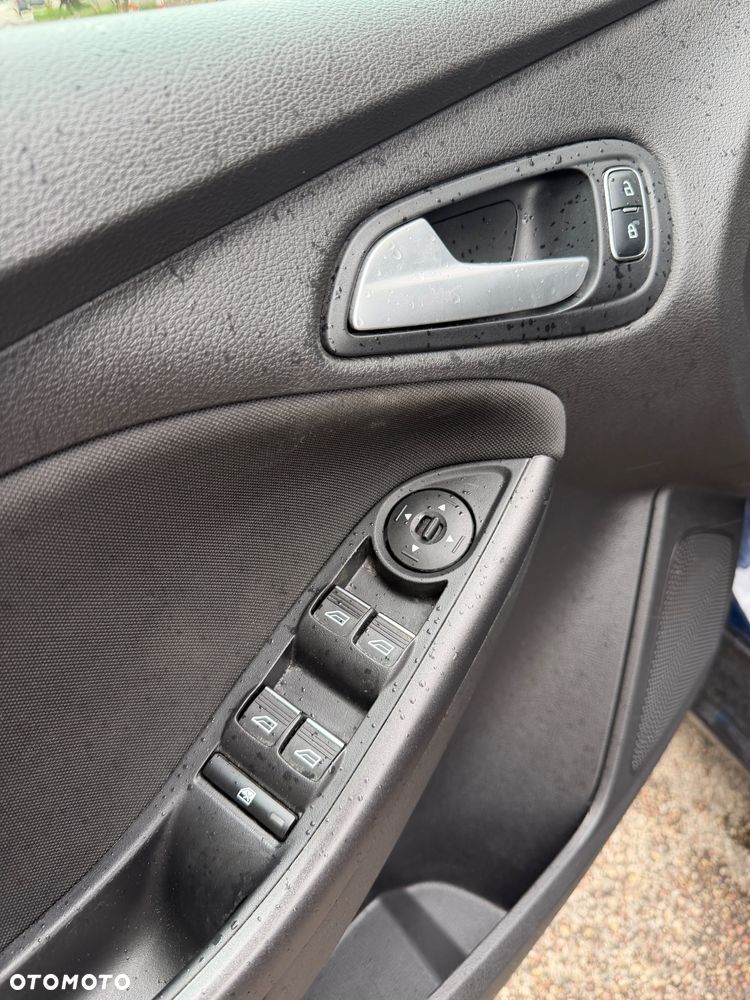 Ford Focus 1.6 Platinium X - 14