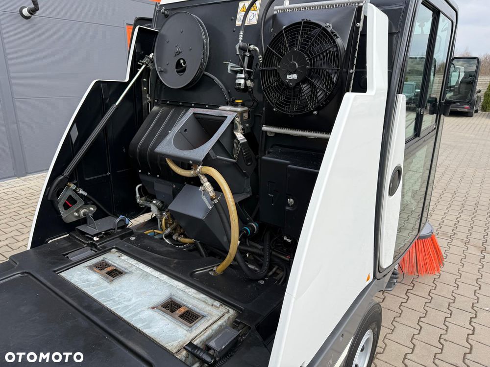 Inny Zamiatarka Johnston Bucher C202 // 2021 r. - 20