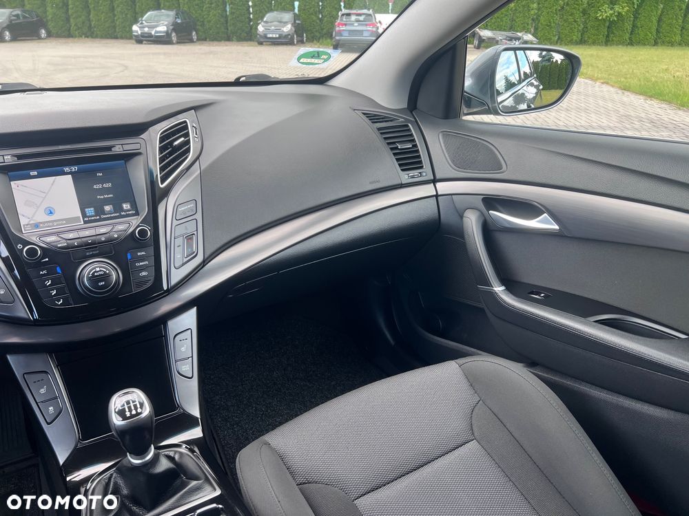 Hyundai i40 Kombi blue 1.7 CRDi Premium - 25