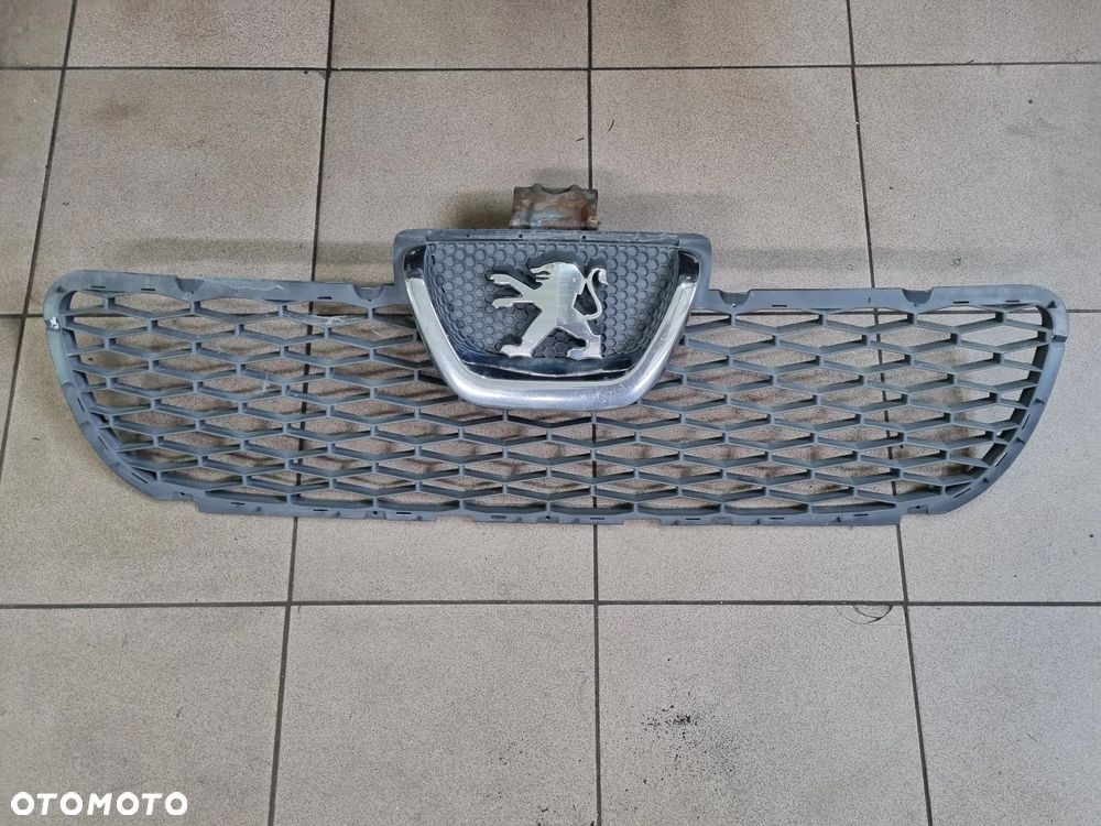 ATRAPA GRILL BOXER 06r.+ - 1