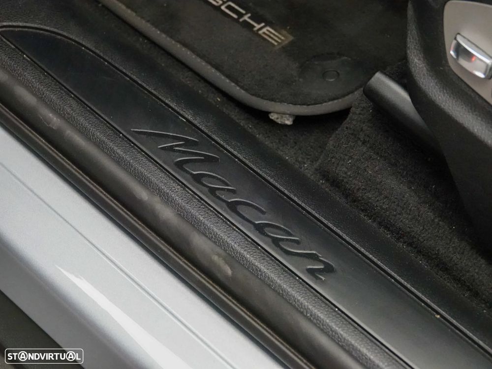 Porsche Macan 2.0T - 21