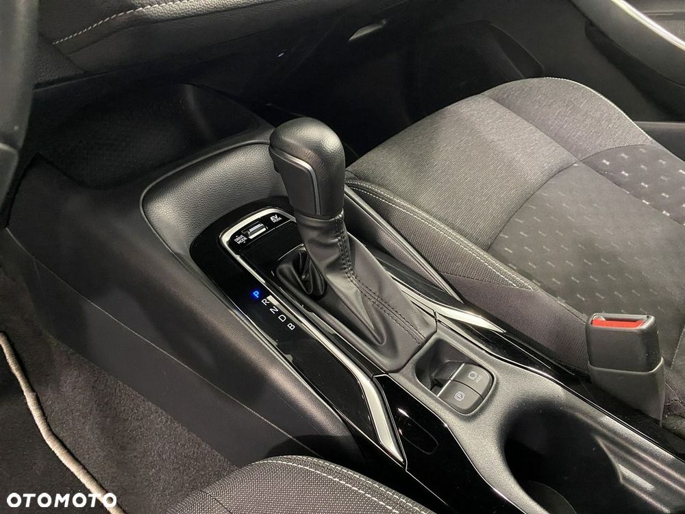 Toyota Corolla - 19
