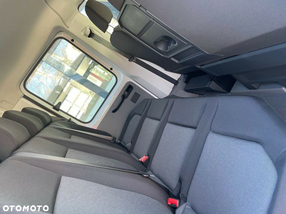 Volkswagen Crafter 35 2.0 TDI DOKA L3 140 KM - 11