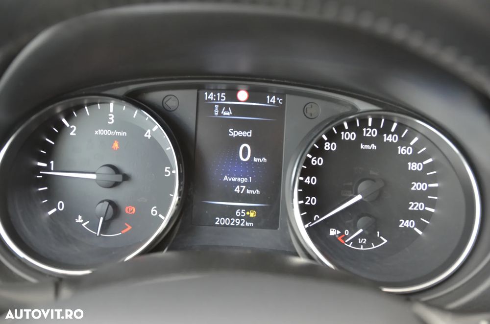 Nissan Qashqai 1.6 DCI DPF Start/Stop acenta - 31
