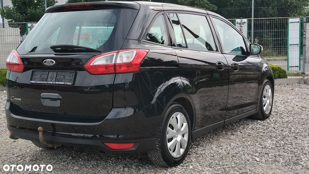 Ford Grand C-MAX - 8