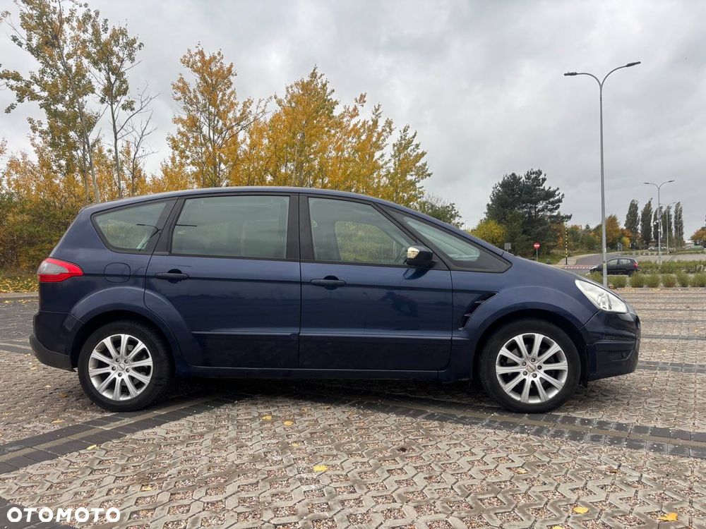 Ford S-Max - 8
