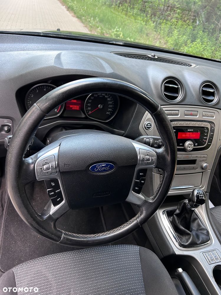 Ford Mondeo 2.0 Sport - 9