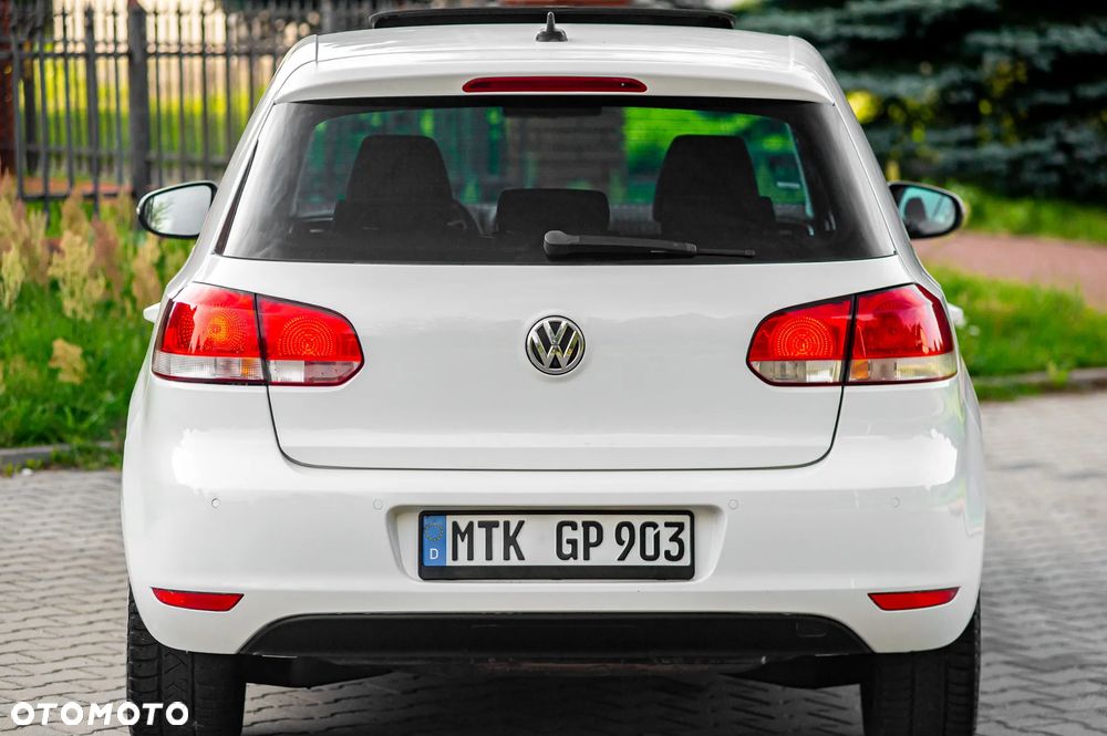 Volkswagen Golf 1.6 Highline - 18