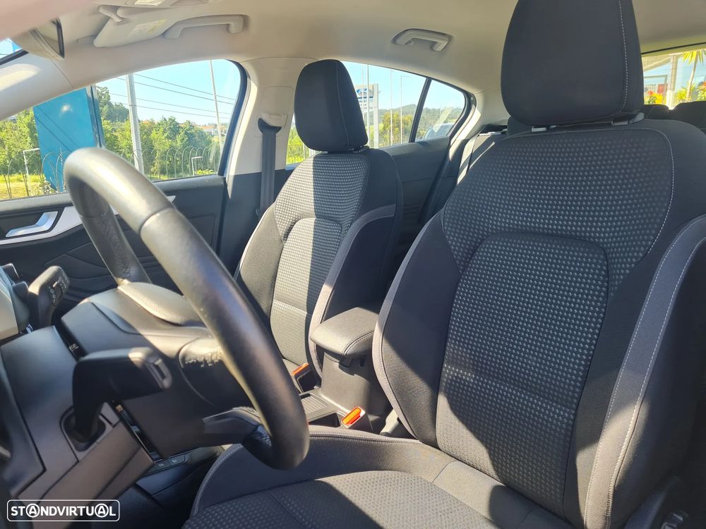 Ford Focus 1.5 TDCi EcoBlue Business - 13