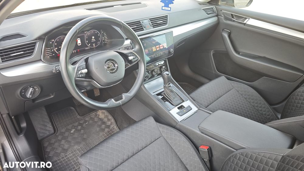 Skoda Superb 2.0 TDI DSG Ambition - 22