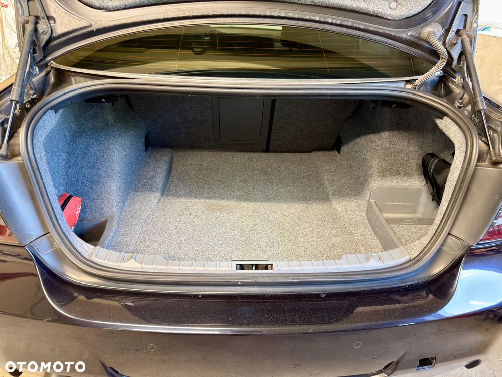 BMW Seria 3 - 16