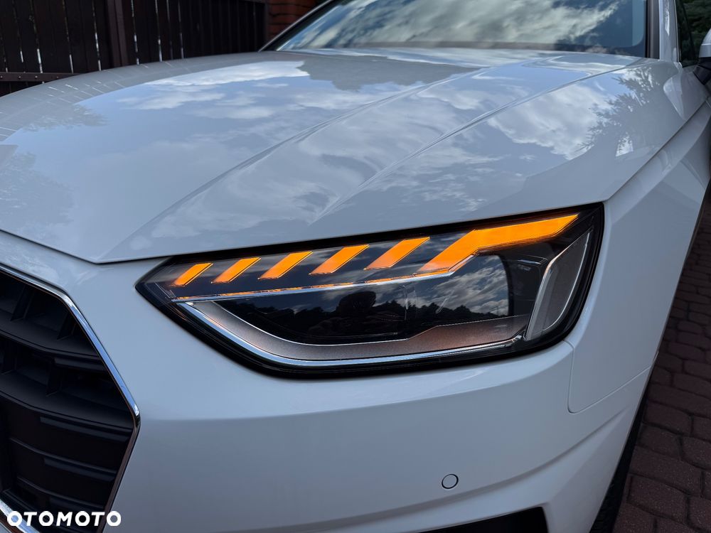 Audi A4 Limousine 35 TFSI Sport S tronic - 32