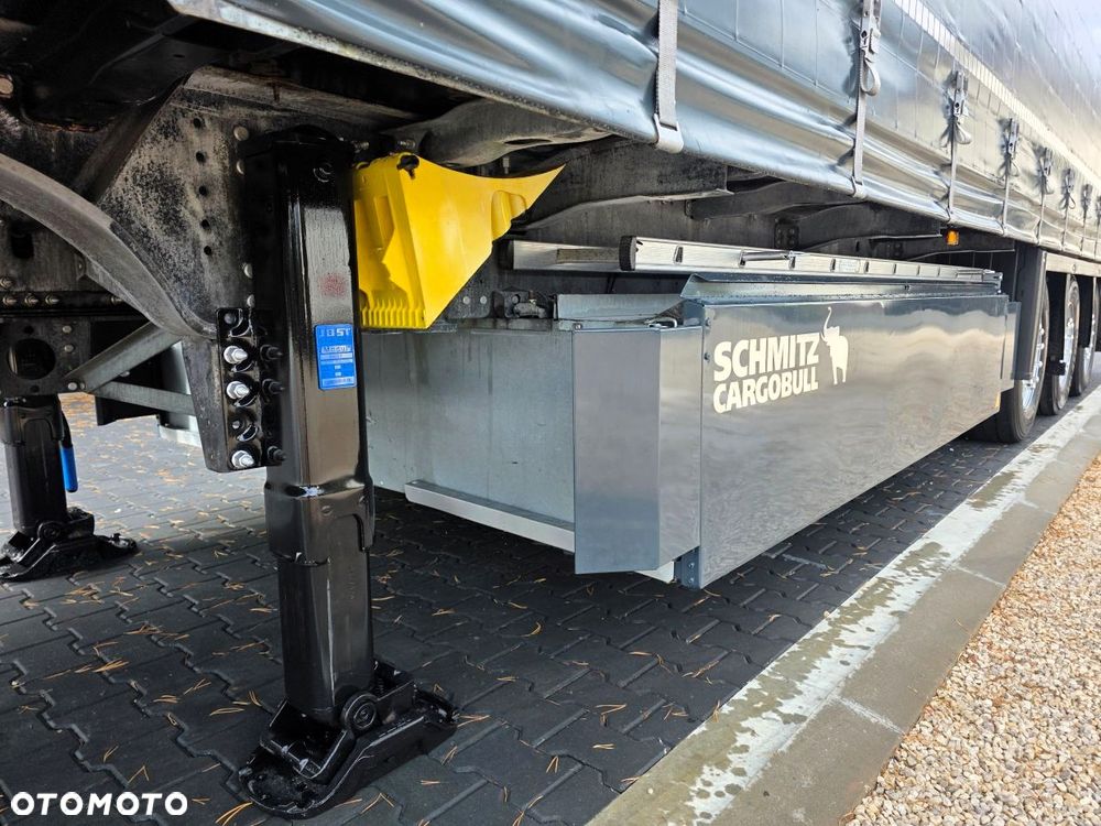 Schmitz Cargobull Varios **2x Oś Podnoszona* Paleciara * Dach Podnoszony * Salon PL! - 11
