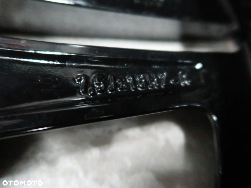 W035 Felga Mercedes A1774011500 7,5x18et49 - 9