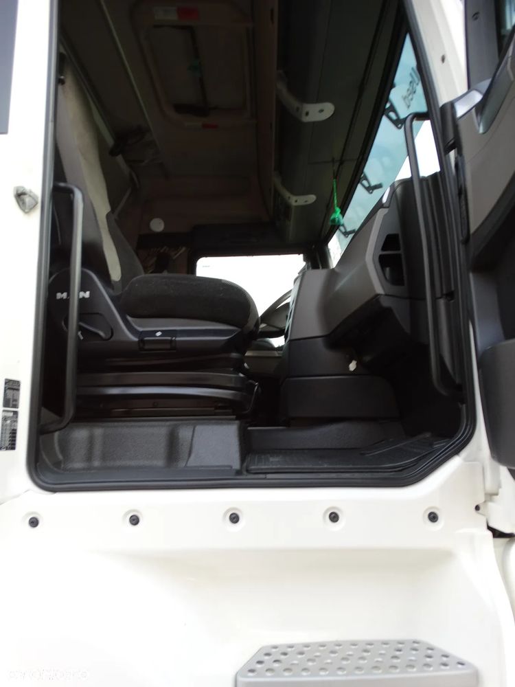 MAN TGX 26.470 6X2/4 BLS, serwisowany, - 16