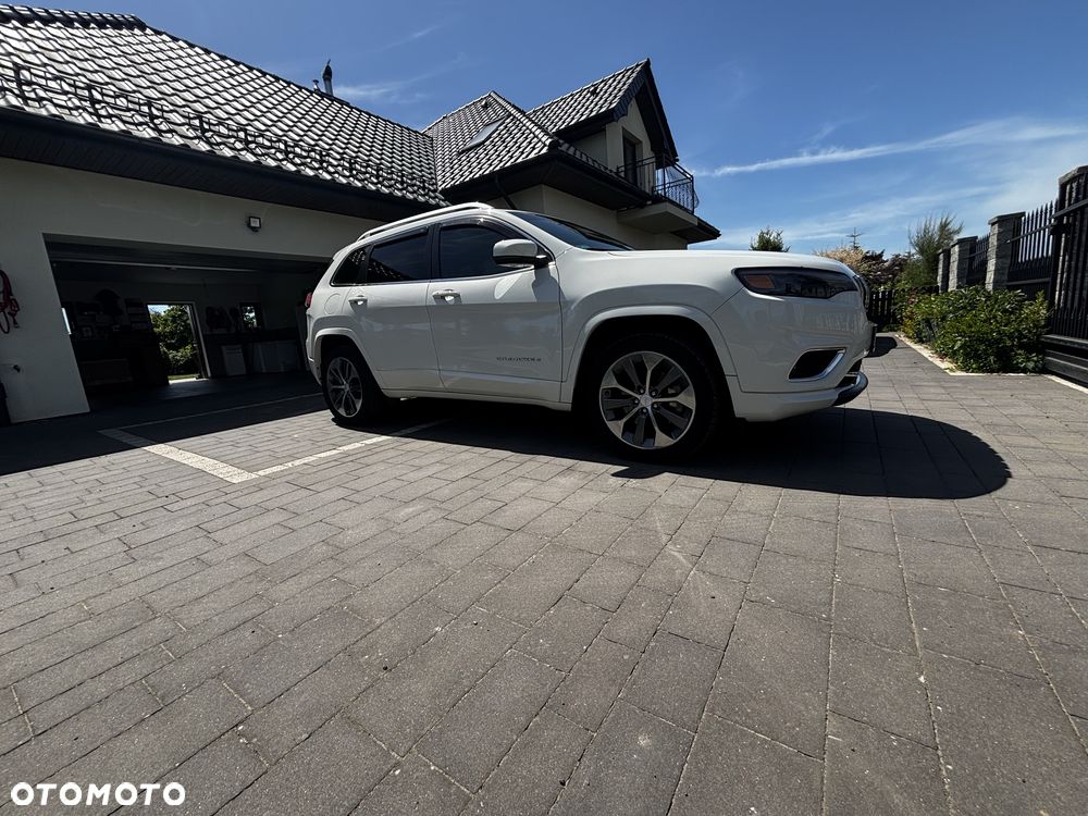 Jeep Cherokee - 1