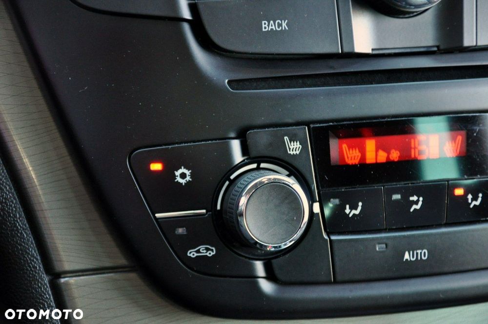 Opel Insignia - 33