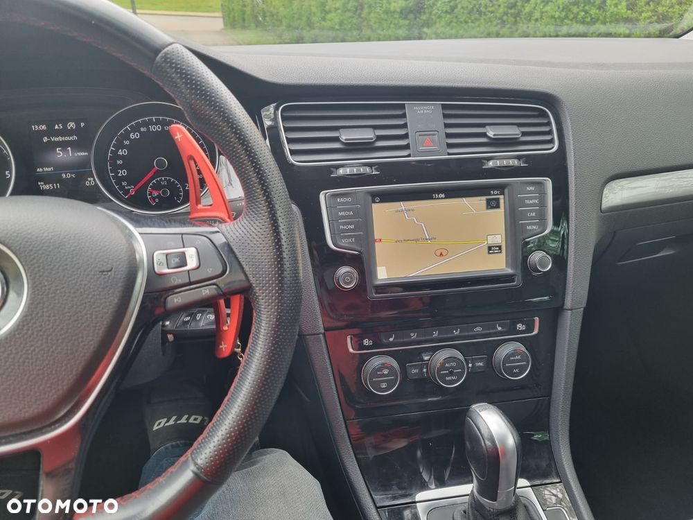 Volkswagen Golf 2.0 TDI BlueMotion Technology DSG Allstar - 8