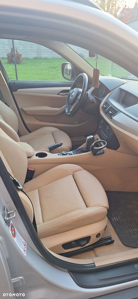 BMW X1 xDrive28i - 27