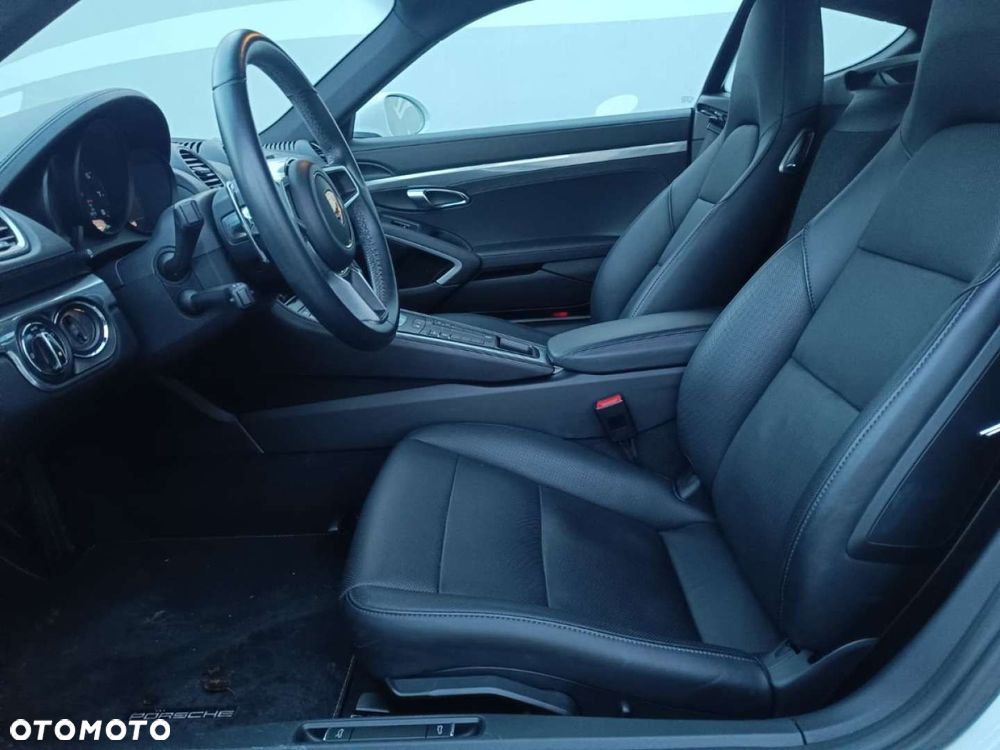 Porsche 718 Cayman - 6