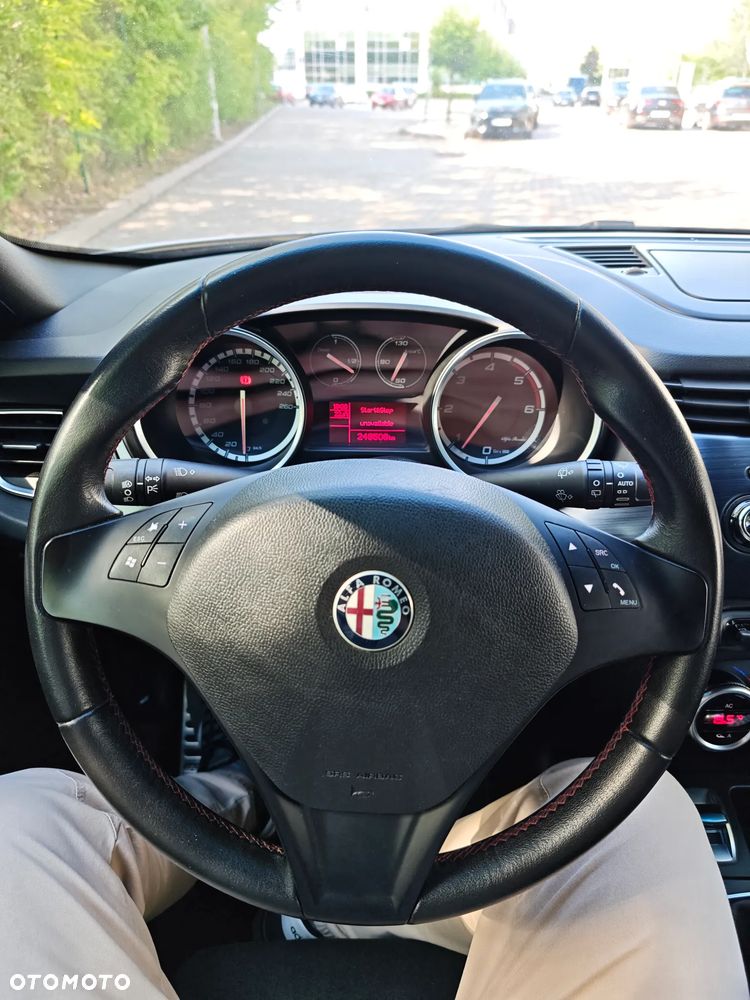 Alfa Romeo Giulietta 2.0 JTDM Distinctive - 20