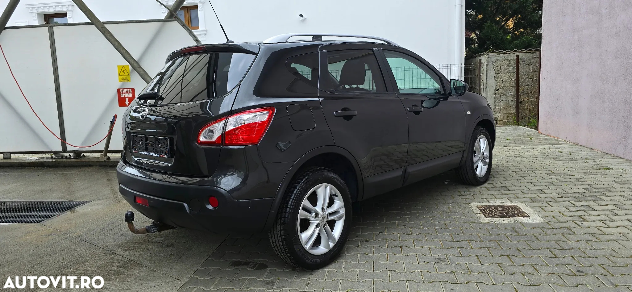 Nissan Qashqai 2.0 DCI Tekna - 4