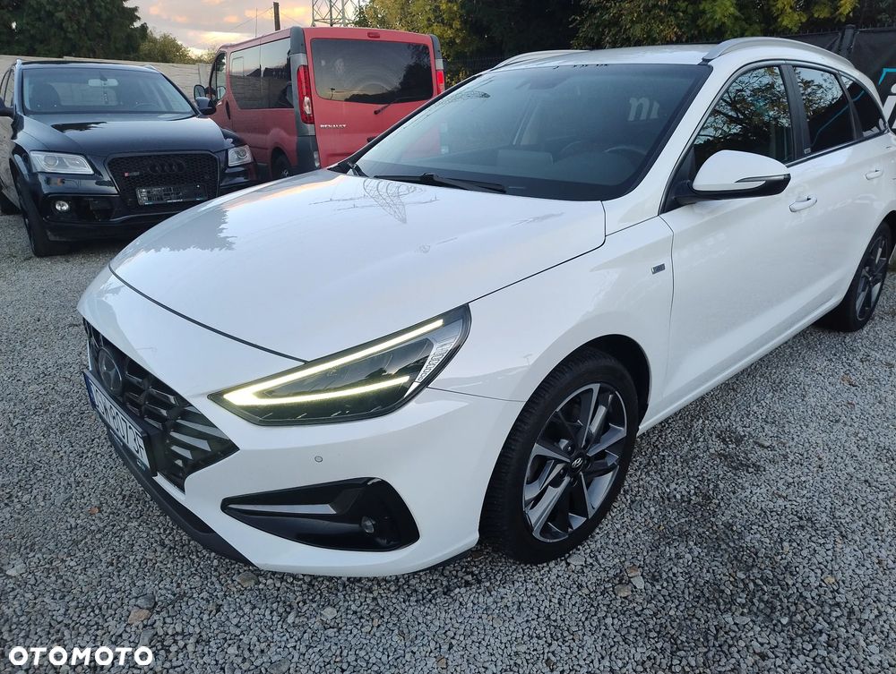 Hyundai i30 1.6 CRDI 48V-Hybrid DCT Prime - 18
