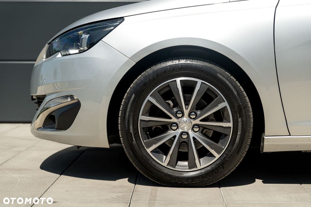 Peugeot 308 - 5