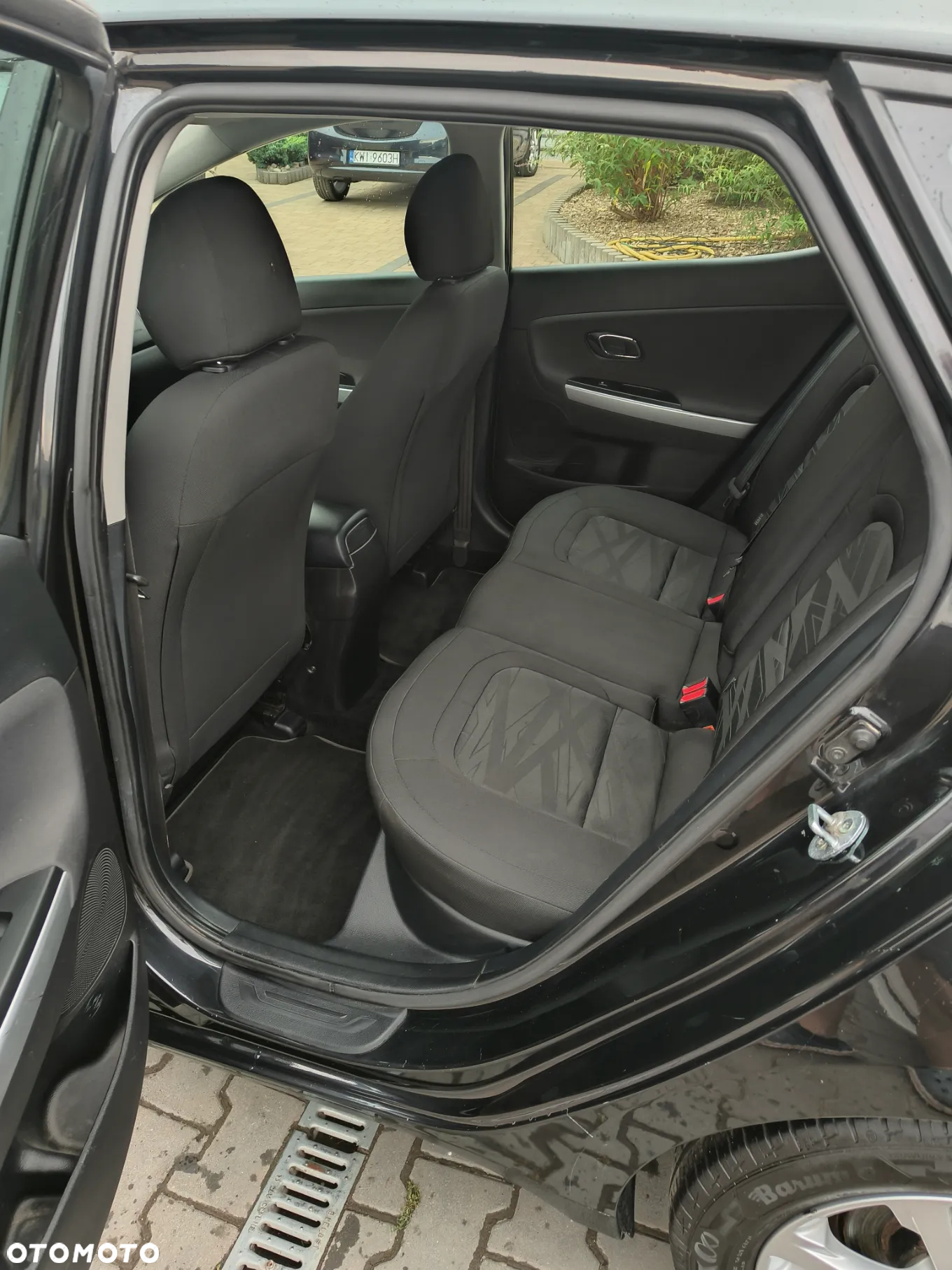 Kia Ceed - 7