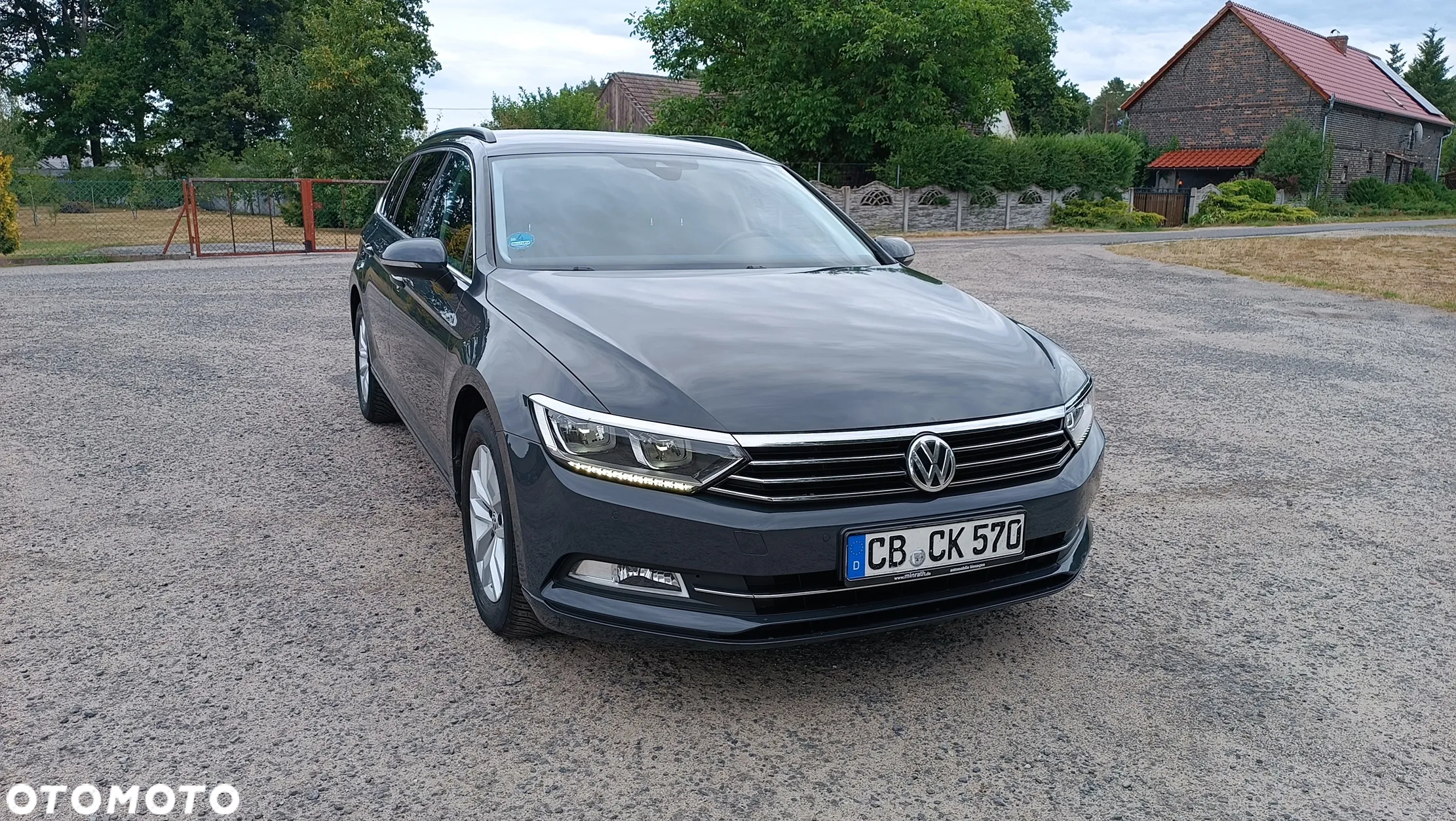 Volkswagen Passat 2.0 TDI BMT Comfortline DSG - 4