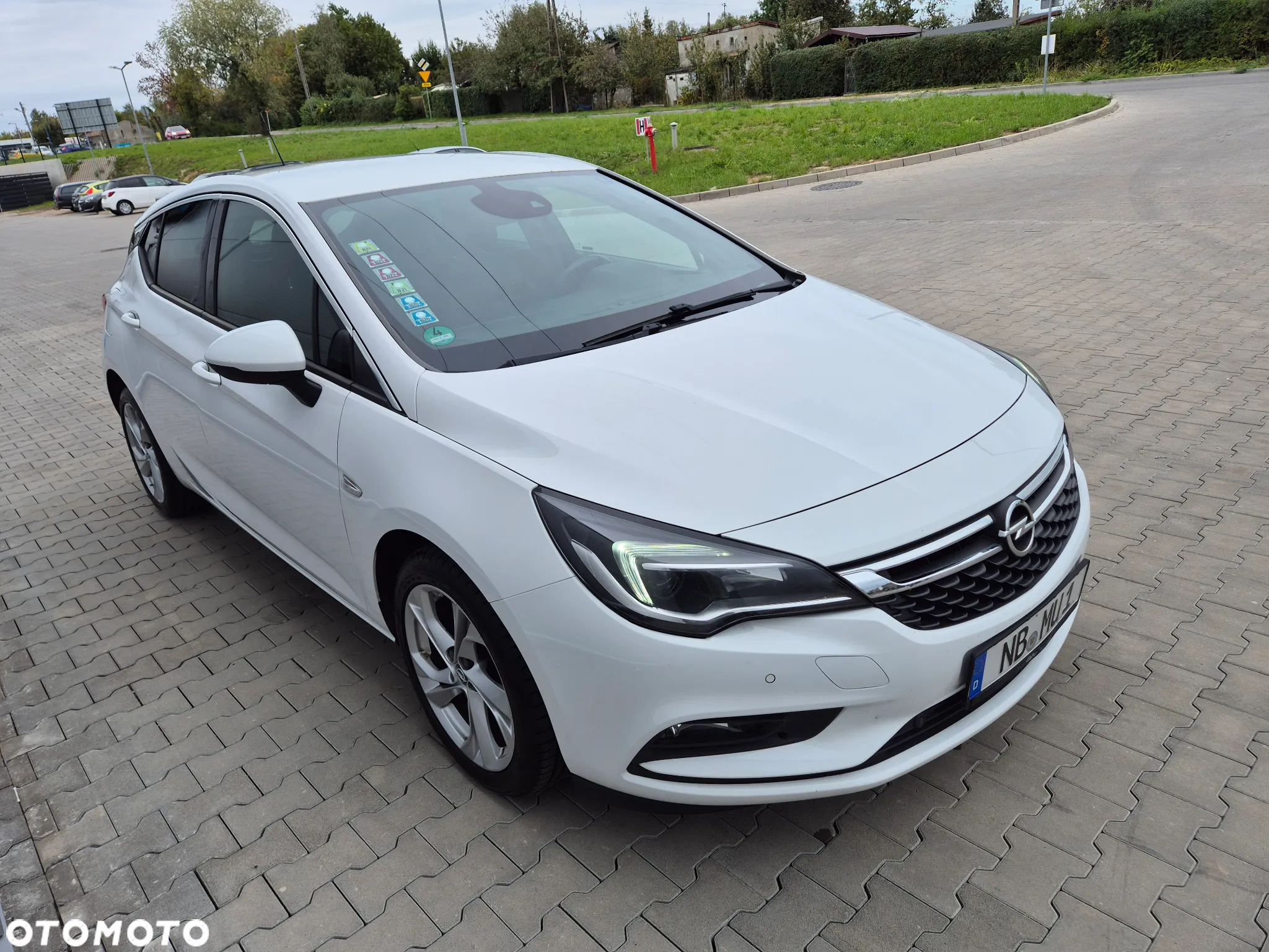 Opel Astra 1.4 Turbo Innovation - 10
