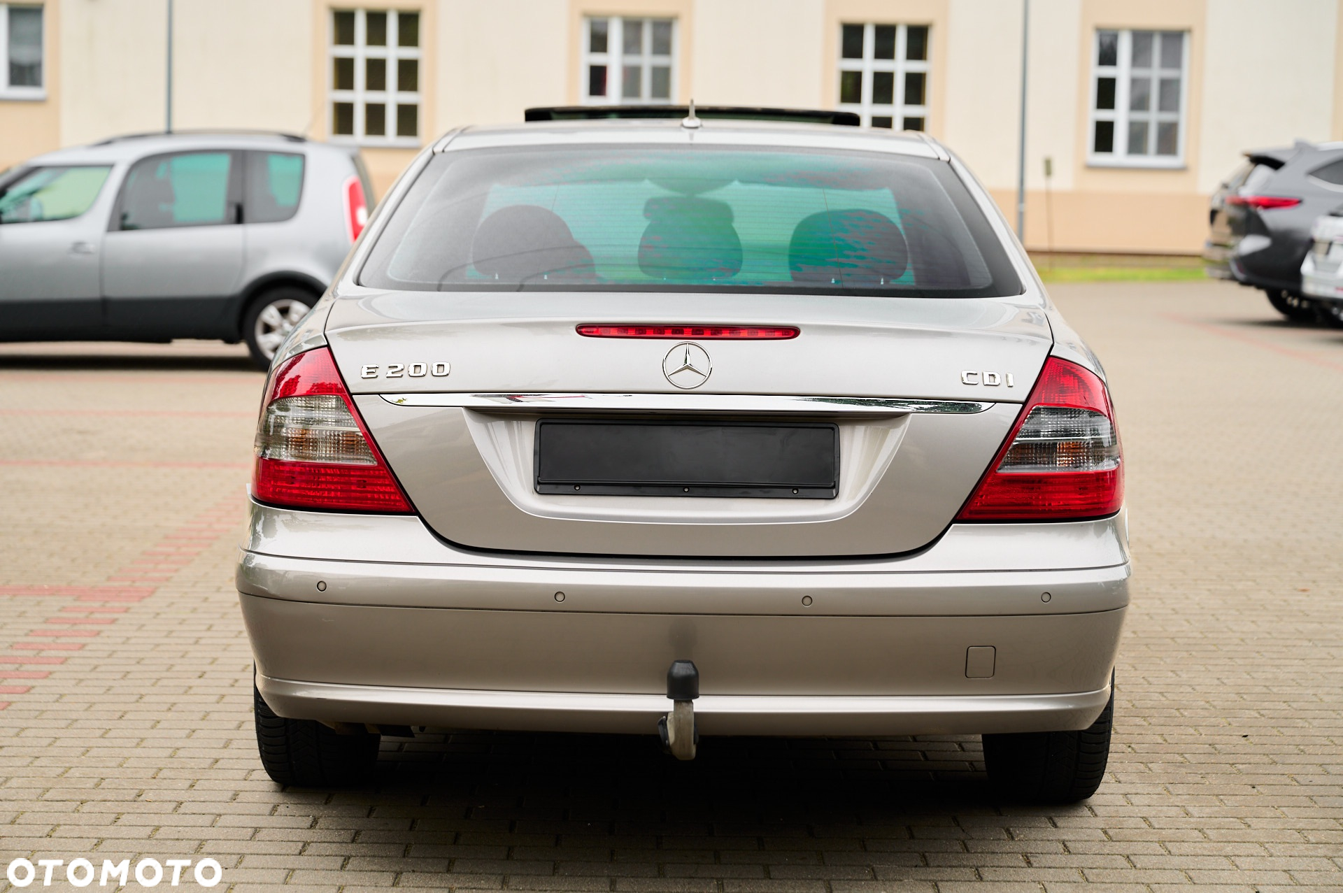 Mercedes-Benz Klasa E - 11