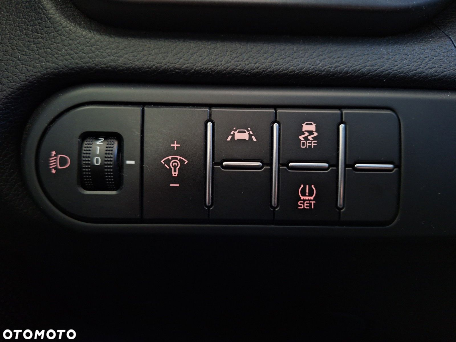 Kia Ceed 1.4 T-GDI M DCT - 35