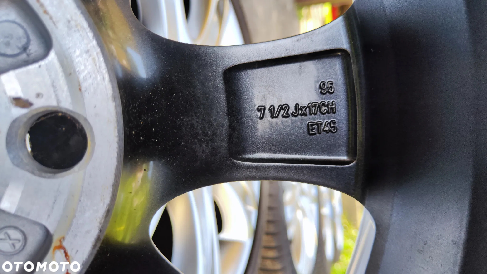 Lexus IS 300h 13- RC 200t 300h 14-17 Felga Aluminiowa z Czujnikiem Opona 1szt. - 13