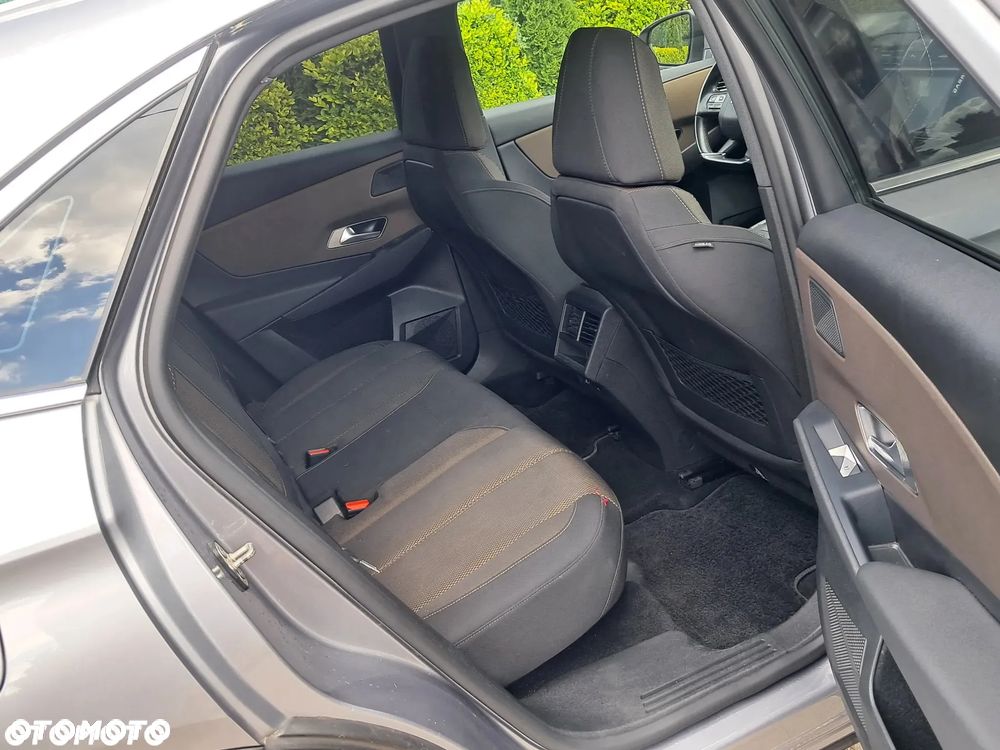 Citroën DS7 Crossback BlueHDI 180 BUSINESS LINE - 22