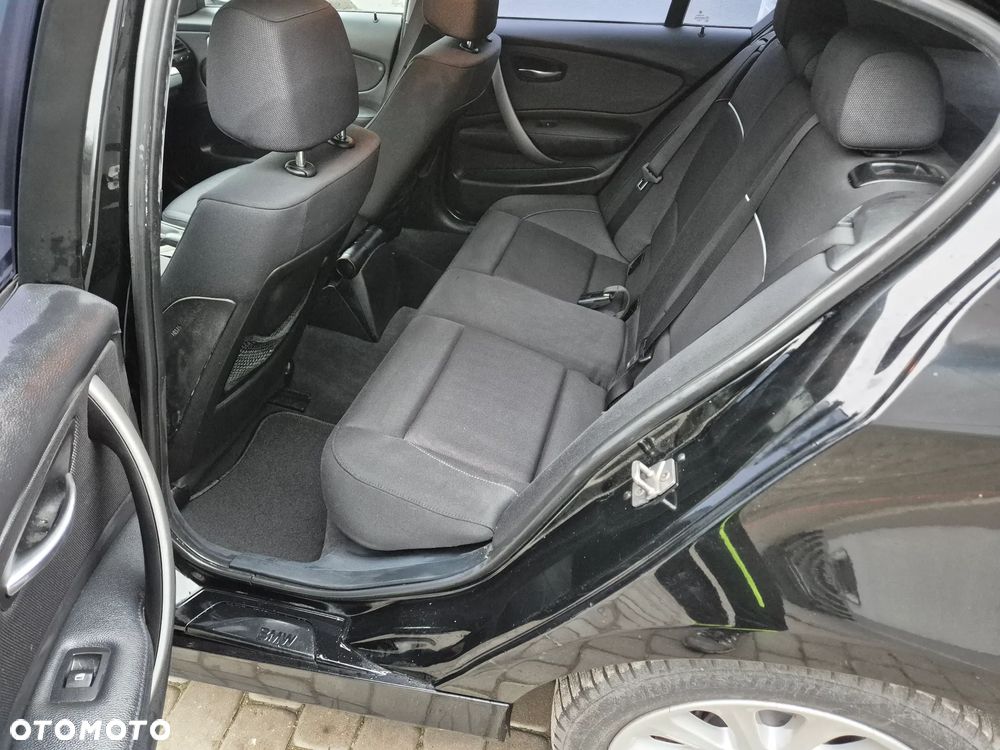 BMW Seria 1 116d Sport Line - 14