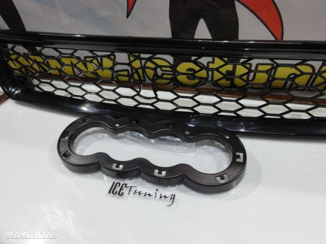 Grelha frontal em plástico Audi A4 B5 1995-2001 RS4 LOOK em preto brilhante - 12