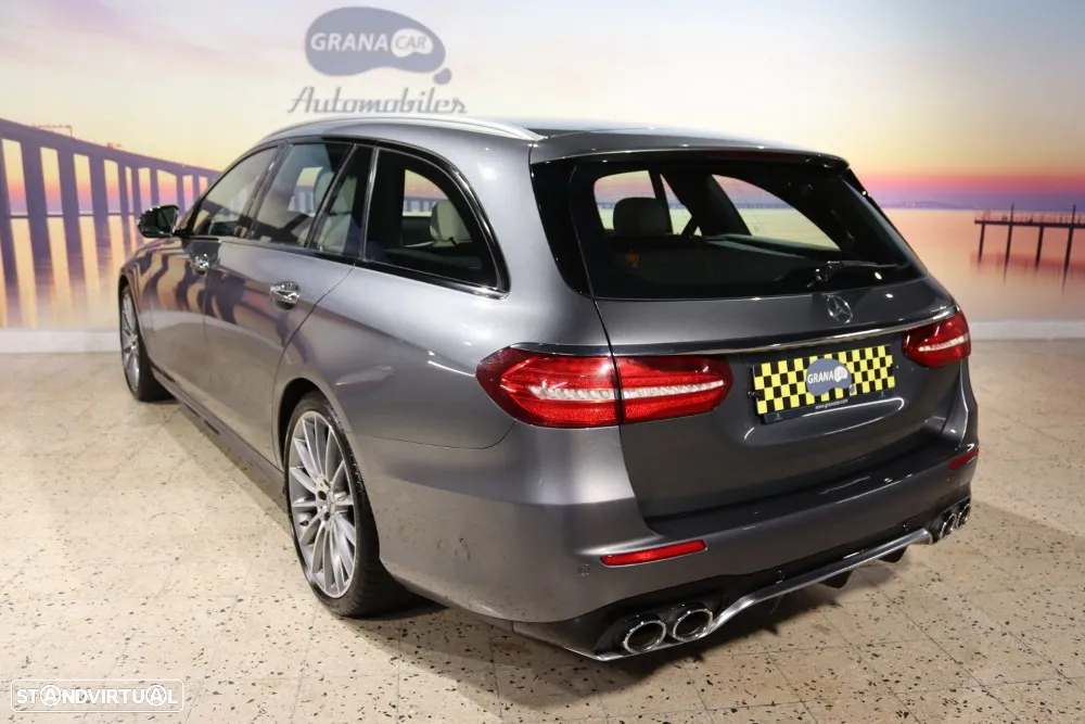 Mercedes-Benz E 53 AMG 4-Matic+ - 2