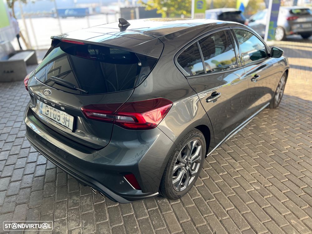 Ford Focus 1.0 EcoBoost MHEV ST-Line - 4
