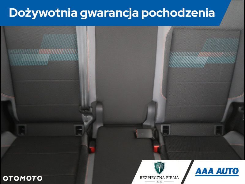 Volkswagen T-Cross - 11