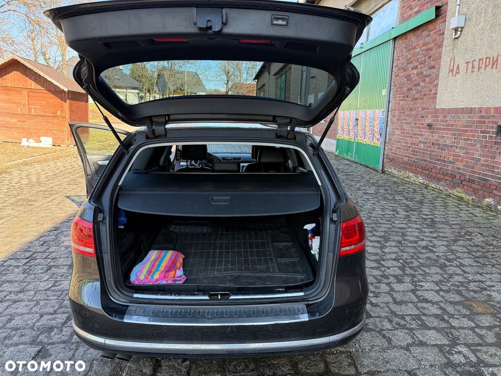 Volkswagen Passat 2.0 TDI DPF 4Mot Highline - 10