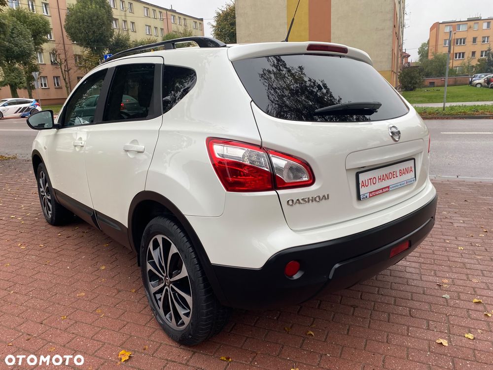 Nissan Qashqai 1.6 360 - 26
