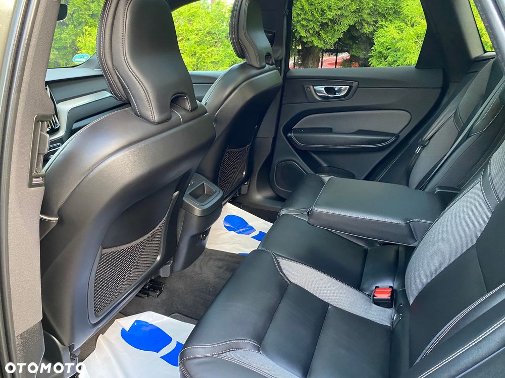 Volvo XC 60 B4 D Geartronic RDesign - 22